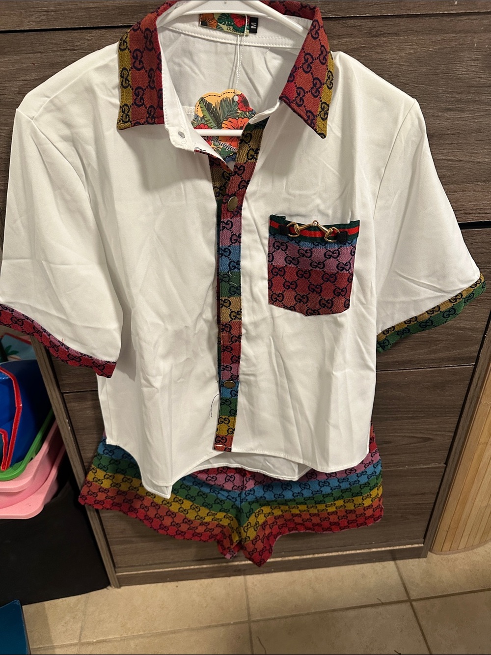White Short-Sleeve Shirt with Multicolor Trim set size XS